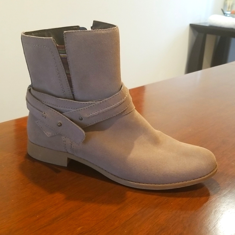 Women's Ankle Boots, Never worn!